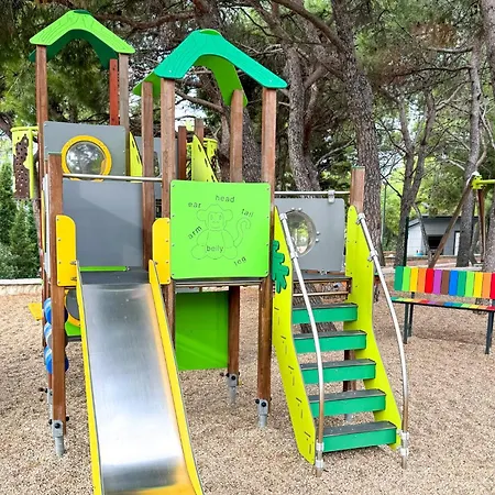 Apartamento Mandrina With Terrace Pag,